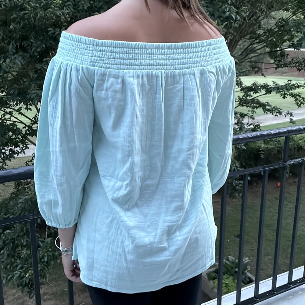NWOT🐳Vineyard Vines 🐳 Off-the-Shoulder Top